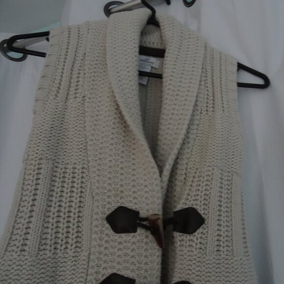 women's/girl's small knitted top with pockets - Picture 2 of 5